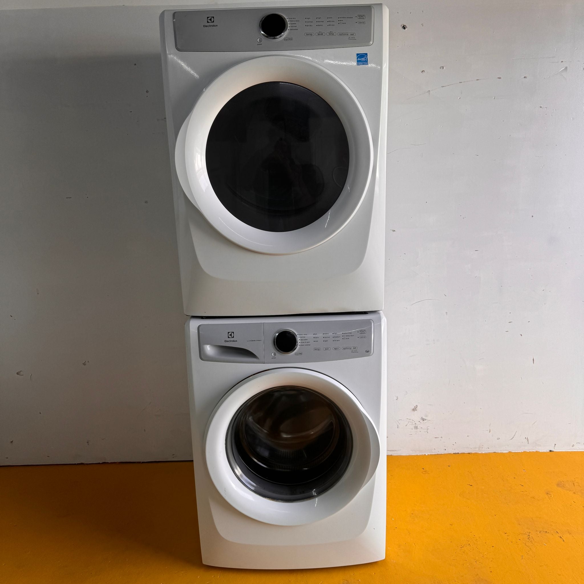 Electrolux-Washer-and-Gas-Dryer-Front-Load Electrolux-Washer-and-Gas-Dryer-Front-Load